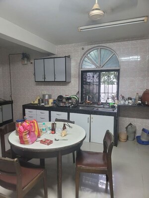 Kitchen in 5 BHK Villa at Chembur – for Sale