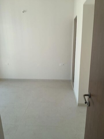 2 BHK Apartment For Rent in Dosti West County, Balkum Pada