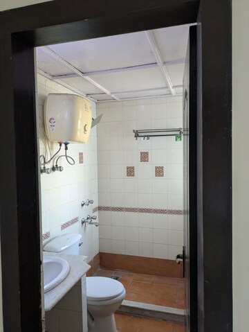 Attached Bathroom in 4 BHK Apartment at Vipul Greens, Sector 48 – for Rent