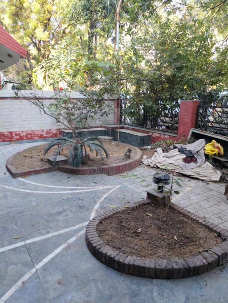 Exterior View, vasant kunj 3 Bedroom 2000 Sq.Ft. Apartment In Vasant Kunj Delhi 9996528