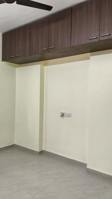 Room in 2 BHK Apartment at Nirmal Lifestyle One Mumbai, Mulund West – for Rent