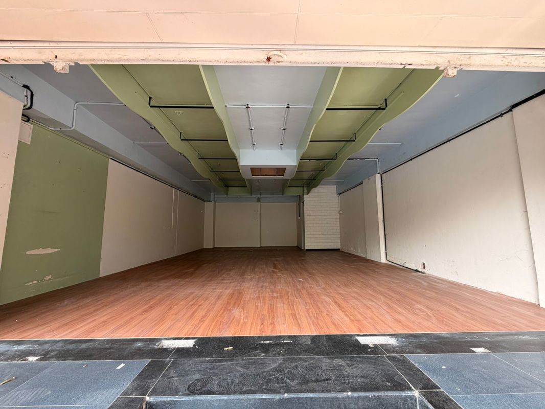 Showroom For Rent in Fergusson College Road