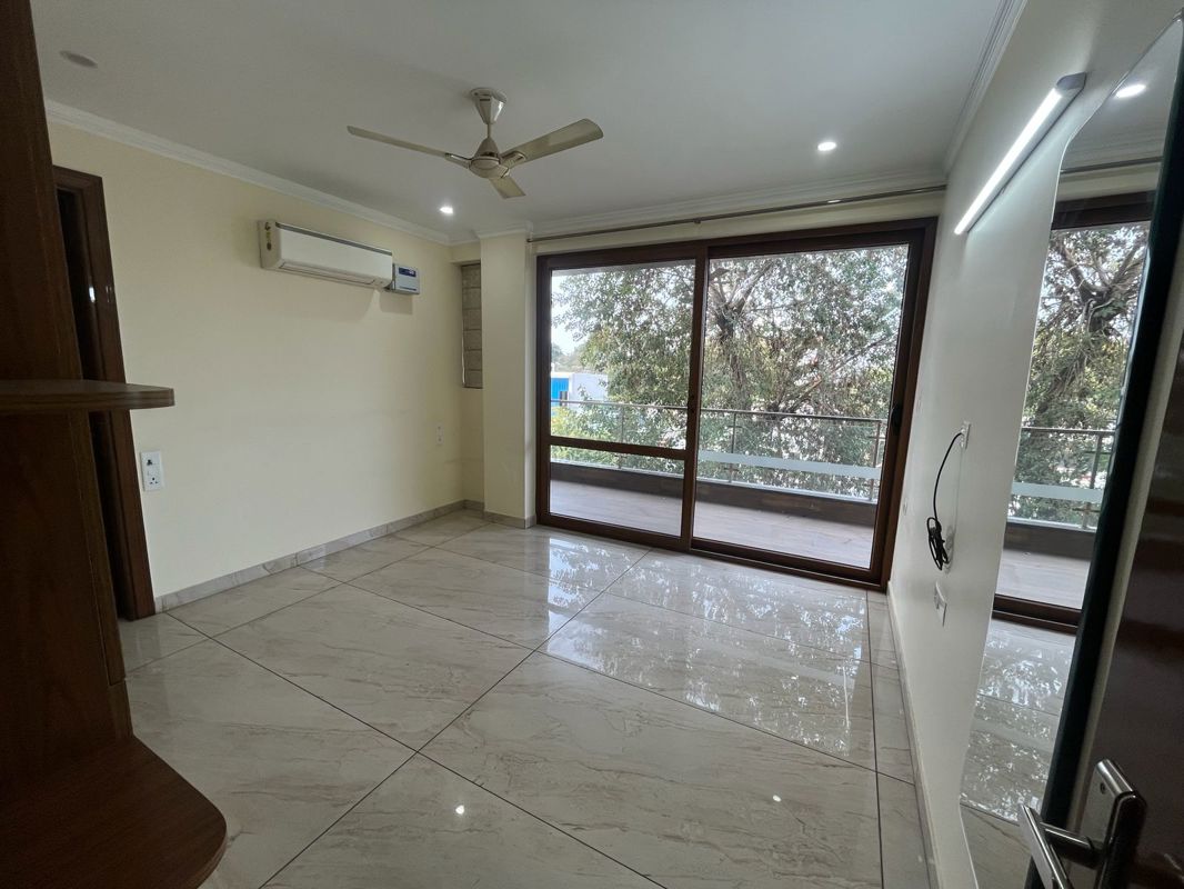 3 BHK Builder Floor For Rent in Sector 14