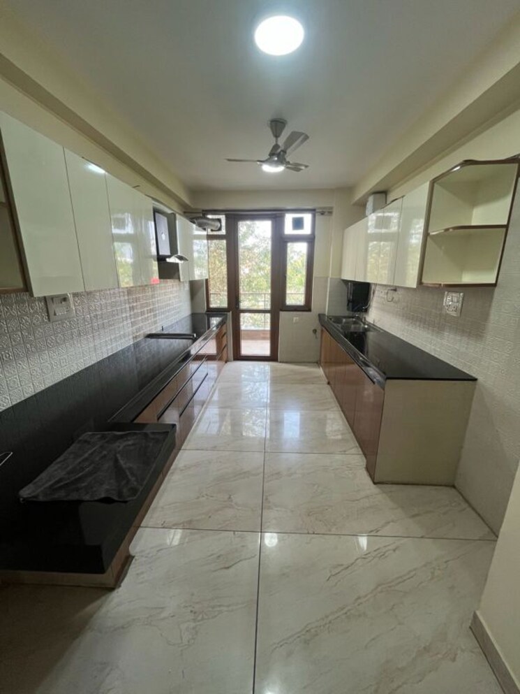 Kitchen, sector 14 3 Bedroom 1800 Sq.Ft. Builder Floor In Sector 14 Gurgaon 9996547