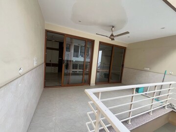 Balcony in 3 BHK Builder Floor at Sector 14 – for Rent