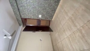 Room in 3 BHK Apartment at Landcraft Golf Links, Pandav Nagar – for Sale