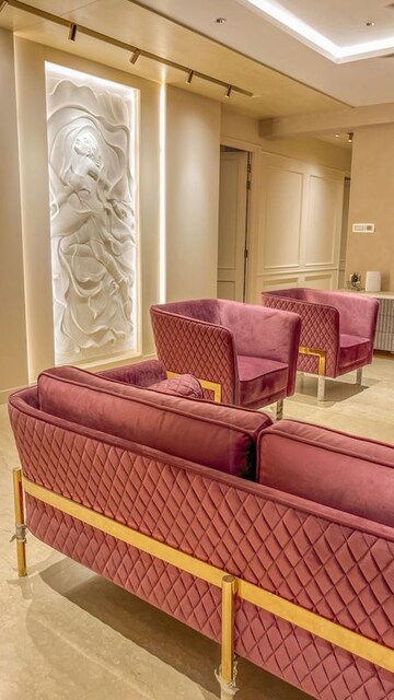 Living Room in 4 BHK Apartment at Peninsula Heights Bangalore, Jp Nagar – for Sale