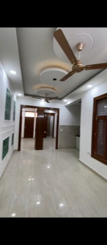 Building Lobby in 2 BHK Builder Floor at Vasundhara Sector 1 – for Sale