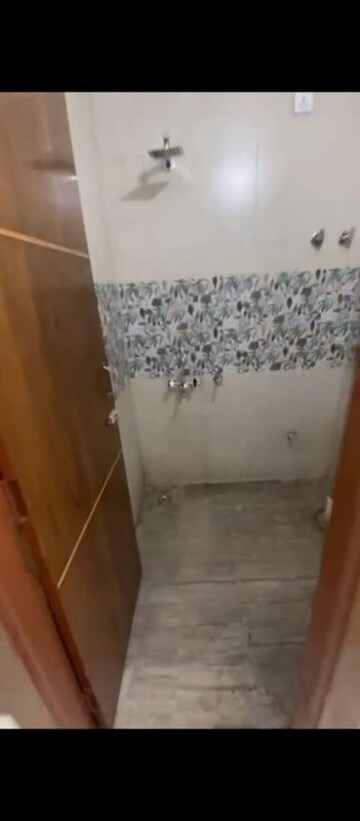 Furnished Amenities in 2 BHK Builder Floor at Vasundhara Sector 1 – for Sale