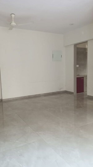 Room in 2 BHK Apartment at Konark Zen Enclave, Borivali West – for Rent