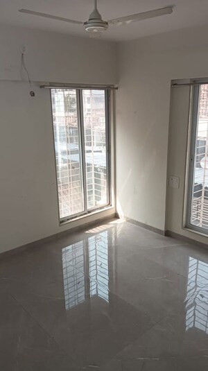 Room in 2 BHK Apartment at Konark Zen Enclave, Borivali West – for Rent