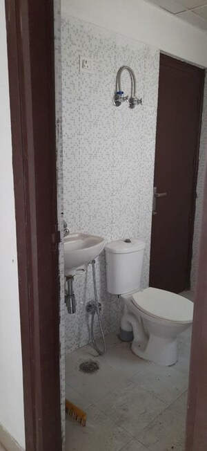 Bathroom in 3 BHK Builder Floor at Sector 84 – for Sale