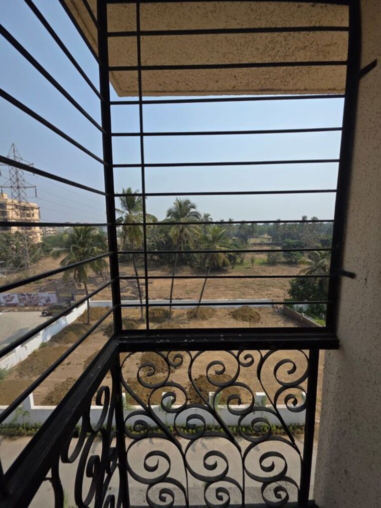 Balcony, shrehit-emerald-woods 2 Bedroom 551 Sq.Ft. Apartment In Kurgaon Palghar 9996297