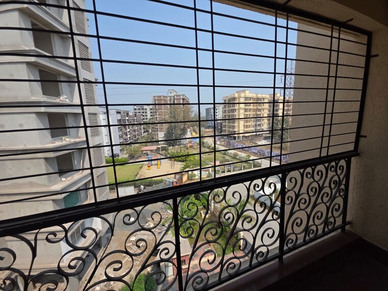 Balcony, shrehit-emerald-woods 2 Bedroom 551 Sq.Ft. Apartment In Kurgaon Palghar 9996297