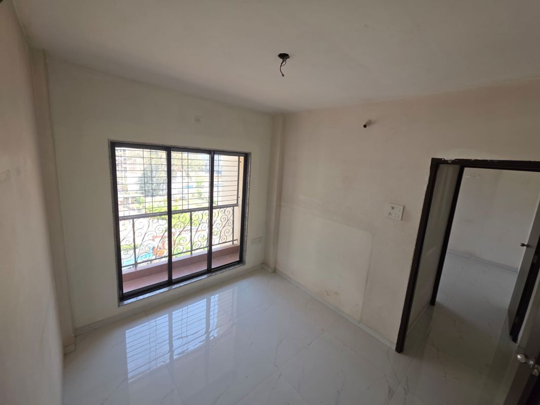 2 BHK Apartment For Sale in Shrehit Emerald Woods