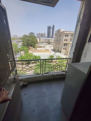 Balcony in 1.5 BHK Apartment at Damodar Complex, Sector 37 – for Rent