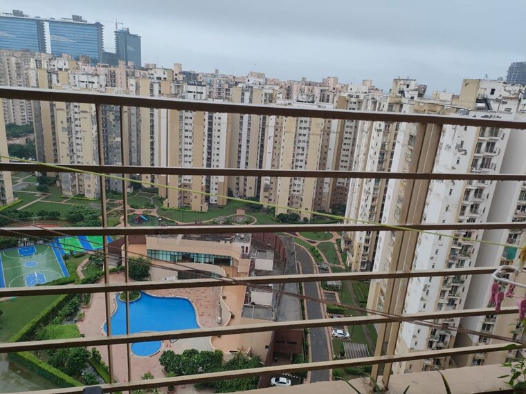 Exterior View, paras-tierea 3.5 Bedroom 1580 Sq.Ft. Apartment In Sector 137 Noida 9996750