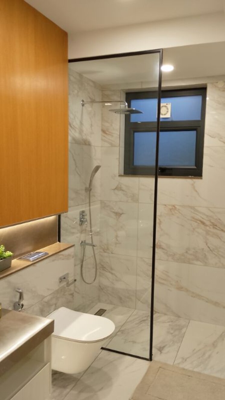 Bathroom, hero-homes-palatial 3 Bedroom 2800 Sq.Ft. Apartment In Sector 104 Gurgaon 9997030