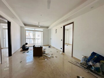 Room in 3 BHK Builder Floor at Saket – for Sale