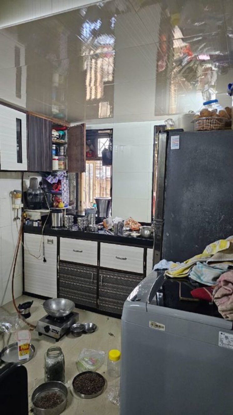 Kitchen, khar west 2 Bedroom 700 Sq.Ft. Apartment In Khar West Mumbai 9997007