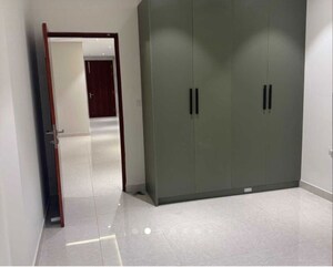 Room in 4 BHK Apartment at Prestige High Fields, Gachibowli – for Rent