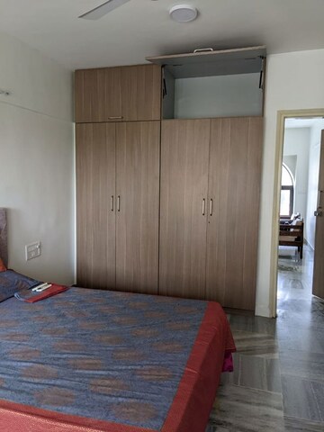 Bedroom in 2 BHK Apartment at Sunny Estate, Chembur – for Rent