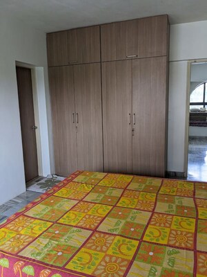 Bedroom in 2 BHK Apartment at Sunny Estate, Chembur – for Rent
