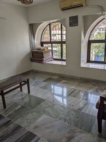 Living Room in 2 BHK Apartment at Sunny Estate, Chembur – for Rent