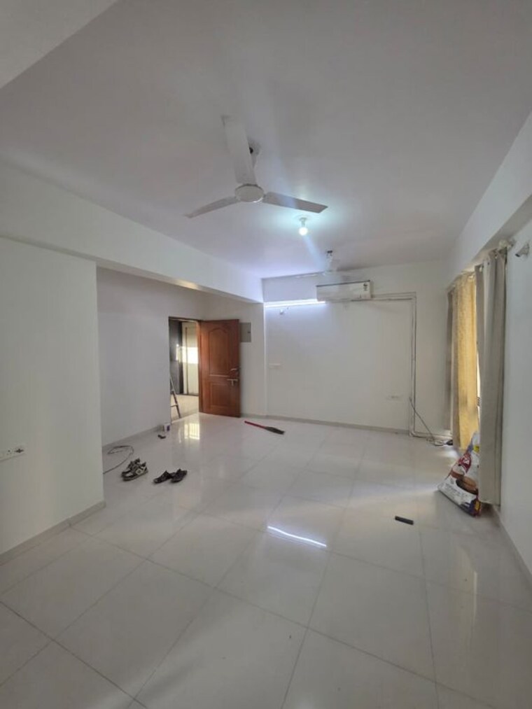 Bathroom, sgp-upasana-apartment 3 Bedroom 1206 Sq.Ft. Apartment In Ambawadi Ahmedabad 9997130