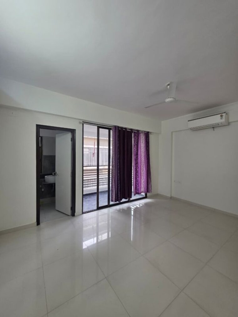 Room, sgp-upasana-apartment 3 Bedroom 1206 Sq.Ft. Apartment In Ambawadi Ahmedabad 9997130