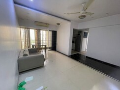 2 BHK Apartment For Rent in Versova