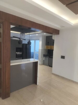 Kitchen in 4 BHK Builder Floor at DLF City Phase IV, Dlf Phase iv – for Sale