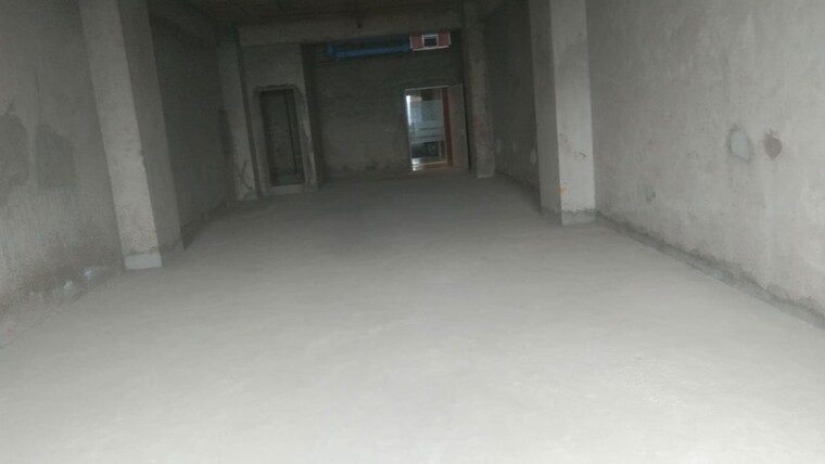 Room, dlf-corporate-greens Commercial Office Space 1650 Sq.Ft. In Sector 74a Gurgaon 9997128