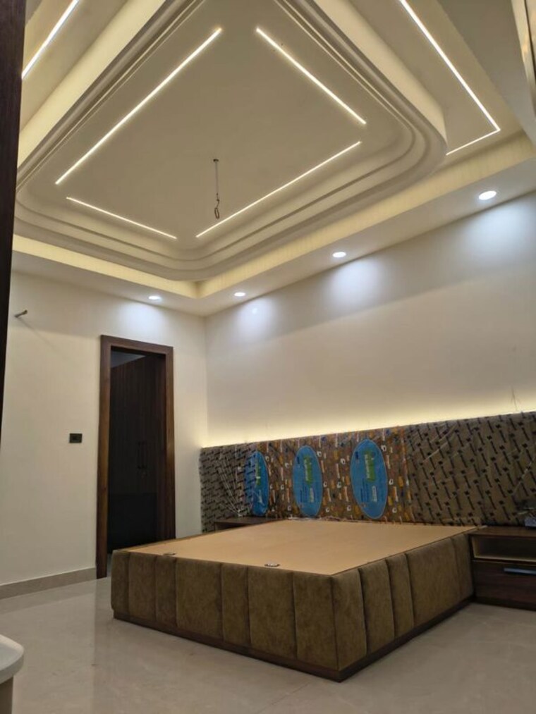undefined, gomti nagar 6 Bedroom 2200 Sq.Ft. Villa In Gomti Nagar Lucknow 9997161