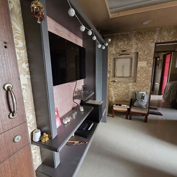 Living Room in 2 BHK Apartment at Sheth Heights, Chembur – for Rent