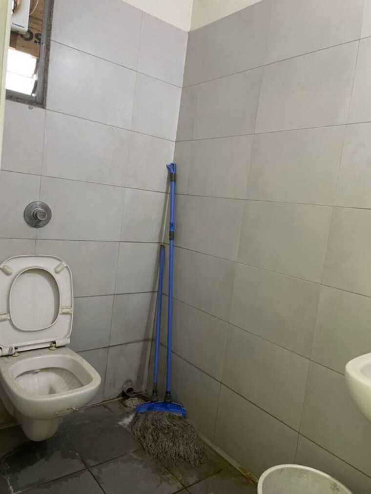 Bathroom, goyal-titanium-one Commercial Office Space 1100 Sq.Ft. In Bodakdev Ahmedabad 9997300