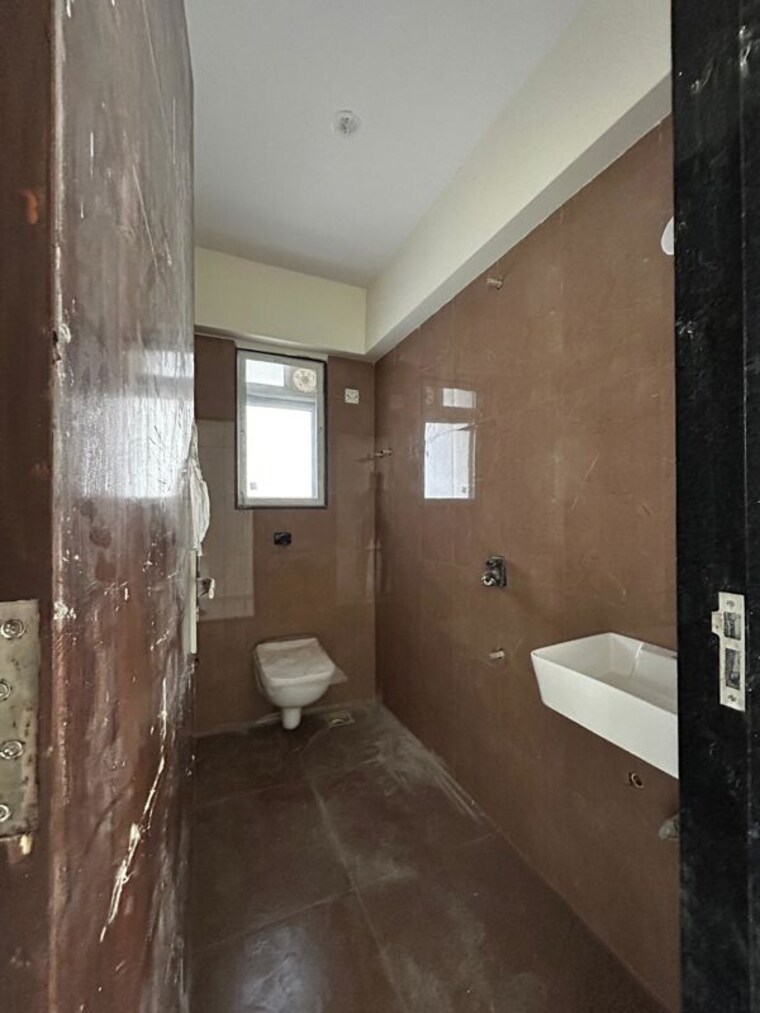 Bathroom, bhoomi-pratishtha 2 Bedroom 555 Sq.Ft. Apartment In Borivali West Mumbai 9997365