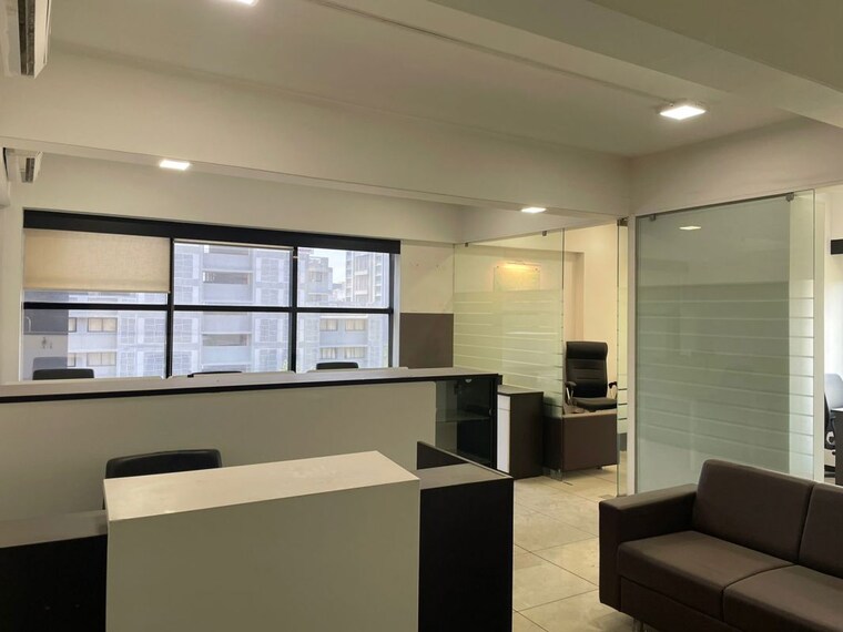 Team Area, goyal-titanium-one Commercial Office Space 1100 Sq.Ft. In Bodakdev Ahmedabad 9997370