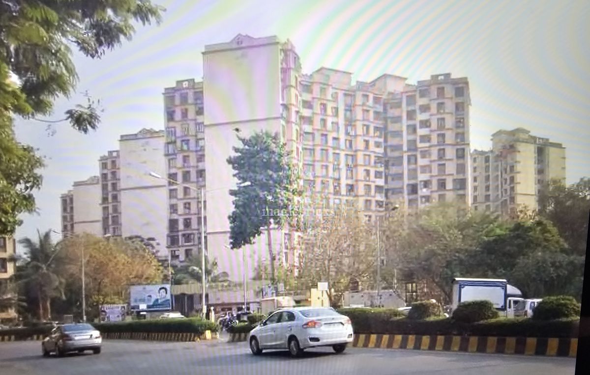 3 BHK + Pooja Room Apartment For Rent in Lokhandwala Complex