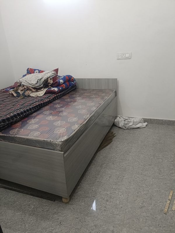 2 BHK Builder Floor For Rent in Sector 52