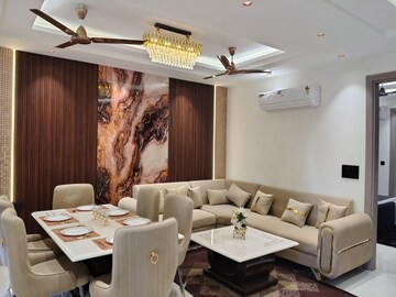 Master Bedroom in 3 BHK Builder Floor at Lion Green Valley, Sohna Sector 35 – for Sale