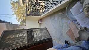 Balcony in 1 BHK Apartment at Dilshad Colony – for Rent