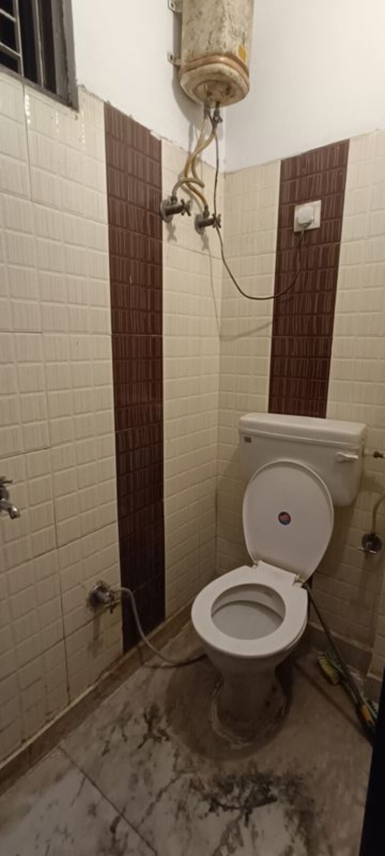 Bathroom, rohini sector 3 2 Bedroom 550 Sq.Ft. Builder Floor In Rohini Sector 3 Delhi 9997423