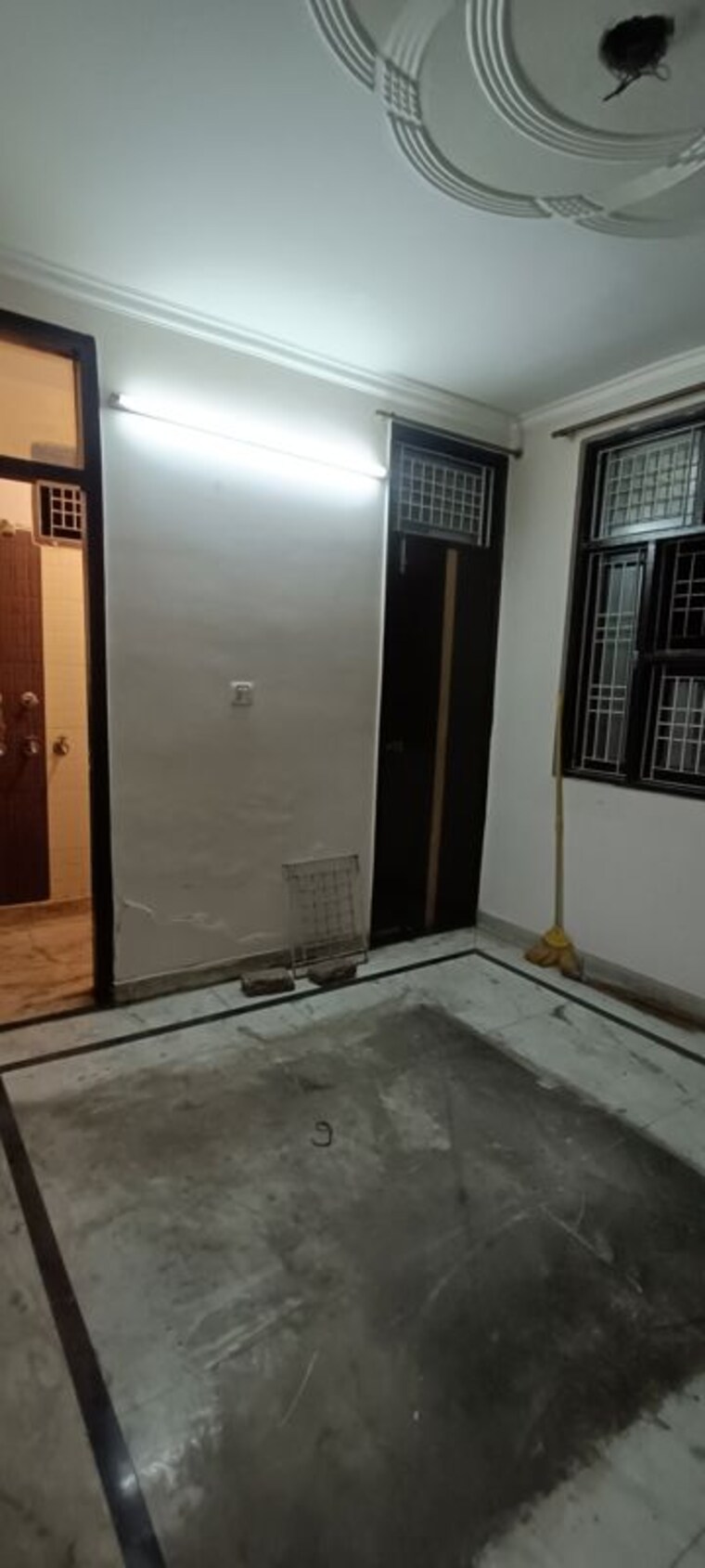 Room, rohini sector 3 2 Bedroom 550 Sq.Ft. Builder Floor In Rohini Sector 3 Delhi 9997423