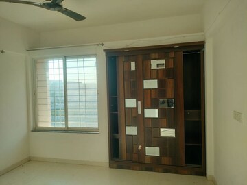 Room in 1 BHK Apartment at Shriram Sai Shanti Park, Lohgaon – for Sale