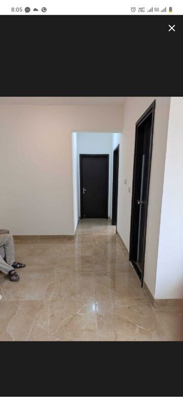 Room in 2 BHK Apartment at Arge Helios, Hennur Road – for Rent