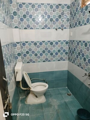 Team Area in 2 BHK Builder Floor at Gomti Nagar – for Rent