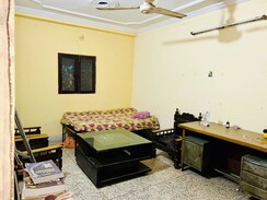 2 BHK Apartment For Rent in GTB Enclave