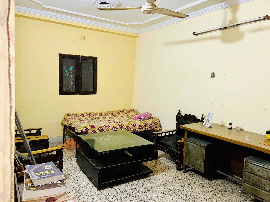 2 BHK Apartment For Rent in GTB Enclave