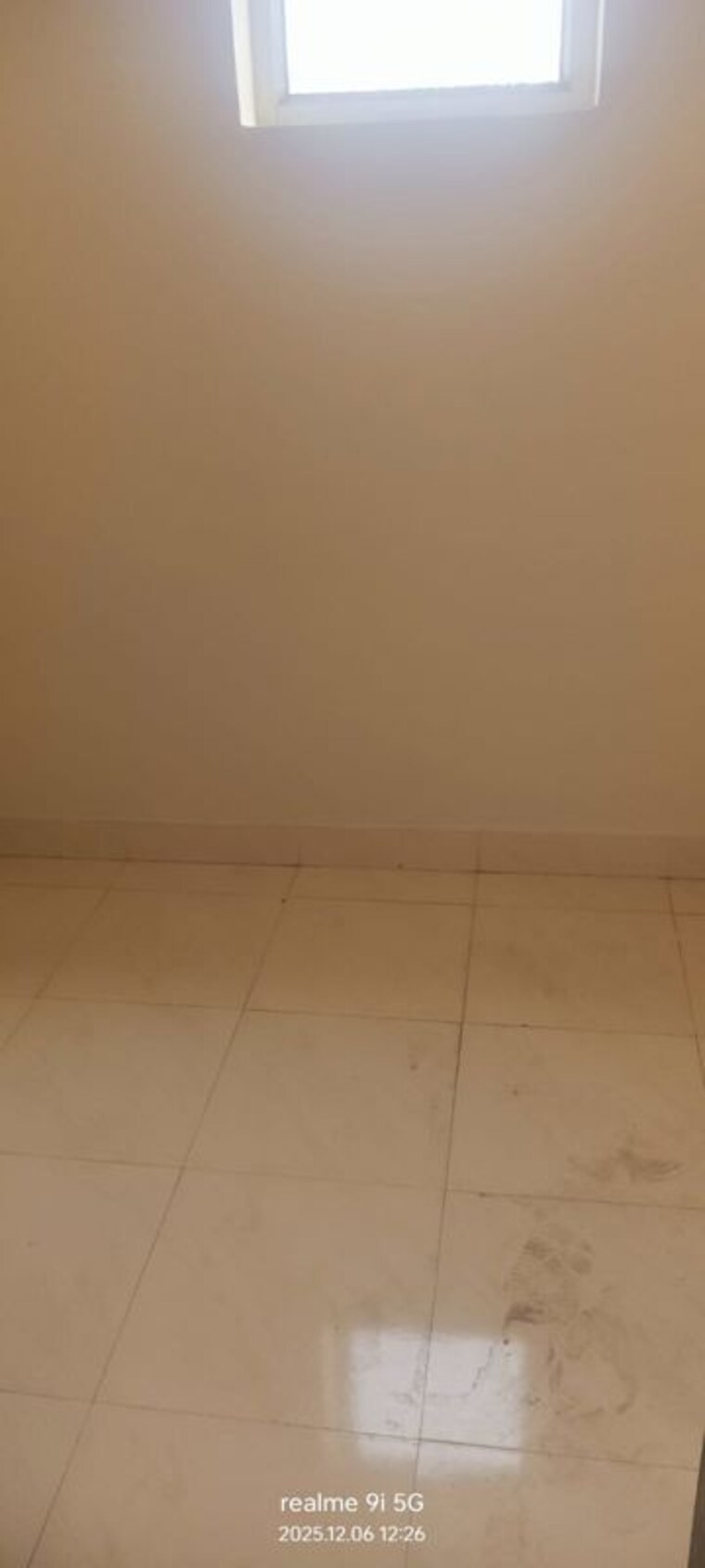 Room, morabadi 3 Bedroom 1620 Sq.Ft. Apartment In Morabadi Ranchi 9997692